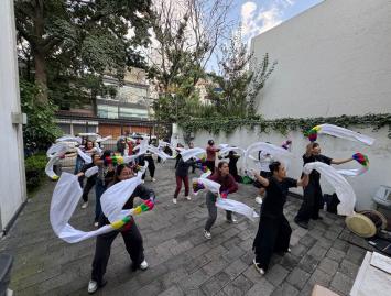 멕시코시티에 울려퍼진 "얼쑤~!" 한국 전통의 얼 - 원내 한국 전통예술 체험 및 사물놀이 클리닉